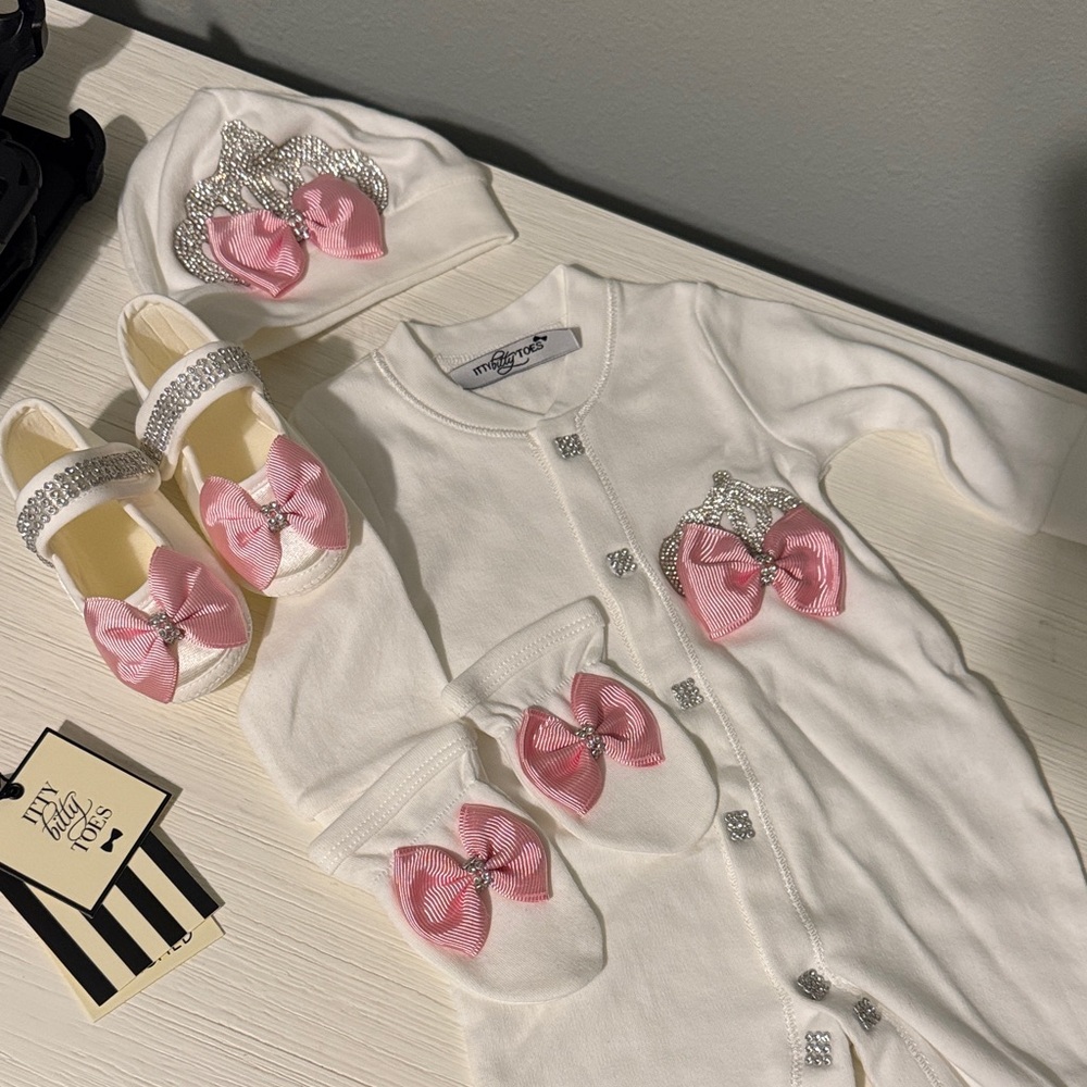 Itty Bitty Toes Crown Jewels Set